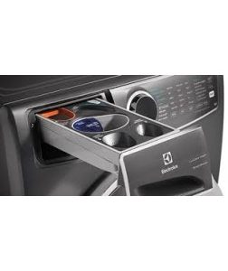 Laveuse à chargement frontal Perfect Steam de 5.1 pi³ avec LuxCare et SmartBoost Titane *PRODUIT NEUF* Electrolux ( EFLS627UTT )